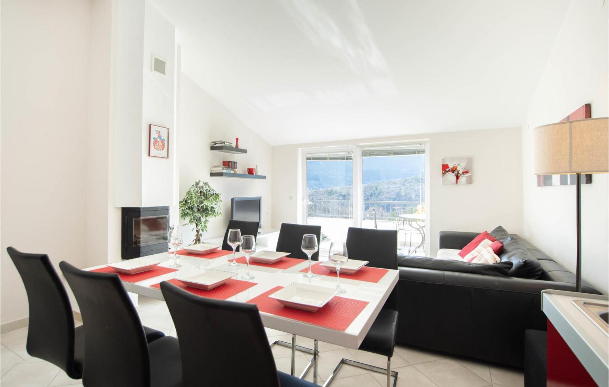 Nice Apartment In Ostrvica With Kitchen Exterior foto
